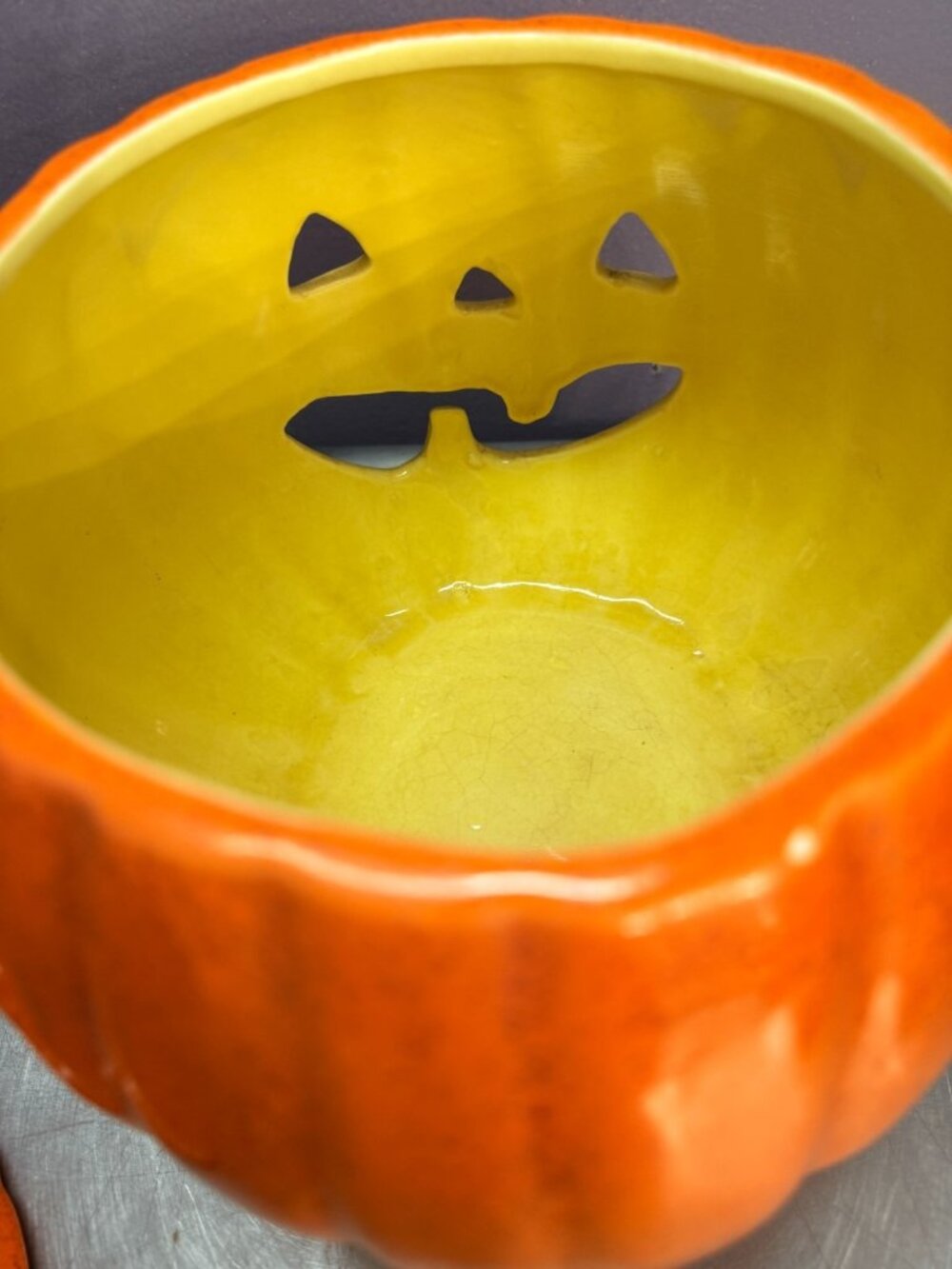 Vintage 1980s Ceramic Pumpkin Jack-o-Lantern With Lid - Picture 10 of 16